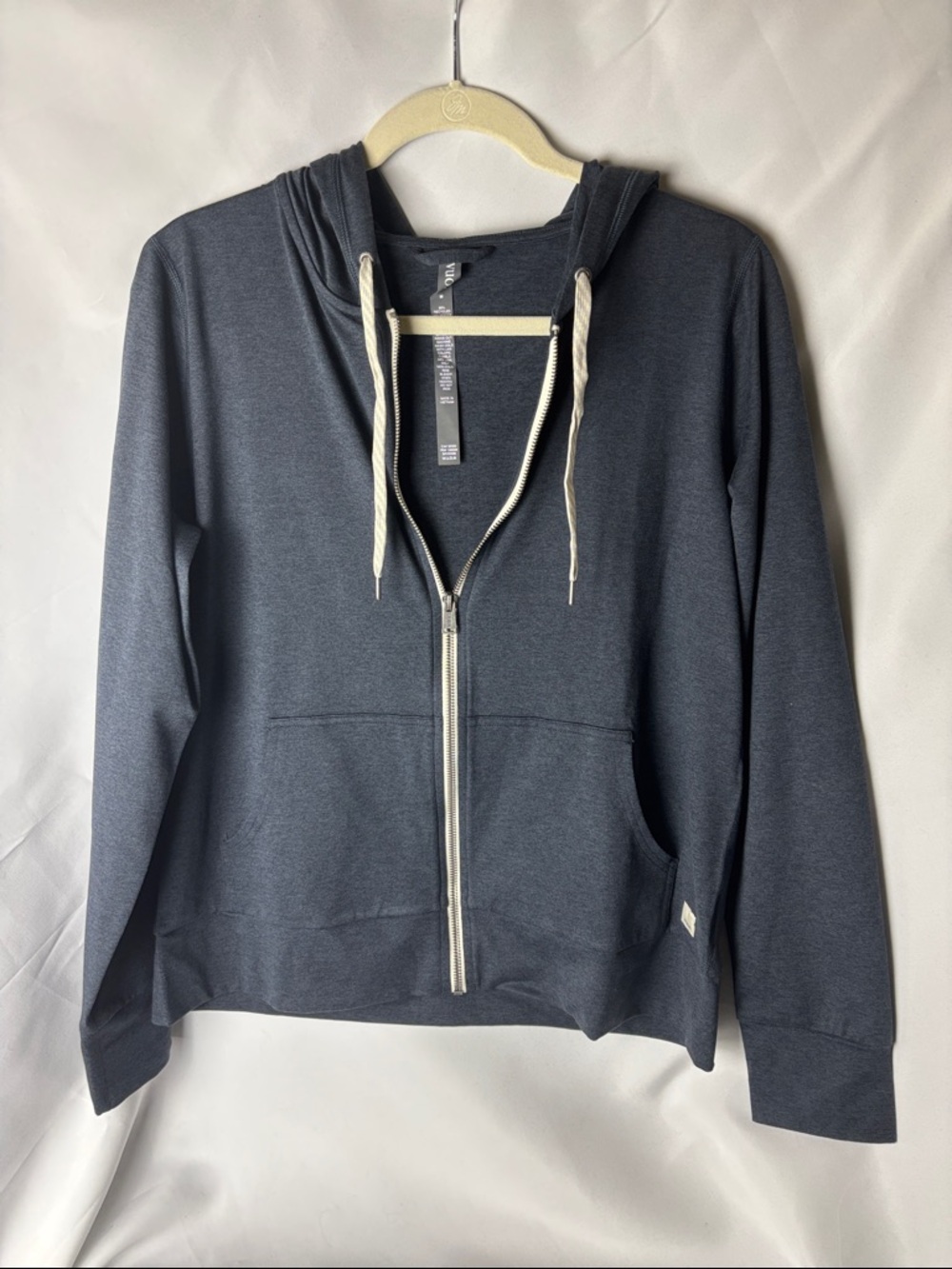 Vuori Classic Zip-Up Hoodie in Dark Navy with Contrast Drawstrings